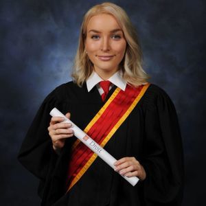 Meet your Posher, Anna